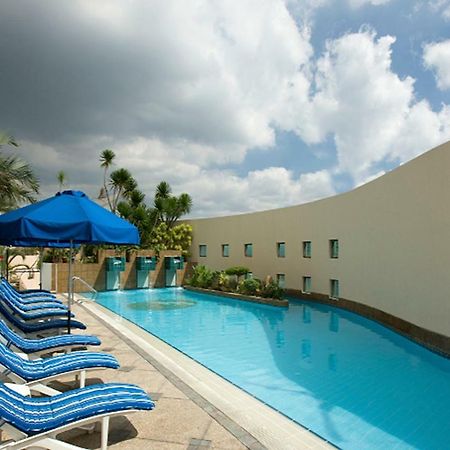 Fraser Place Manila Makati City Dış mekan fotoğraf