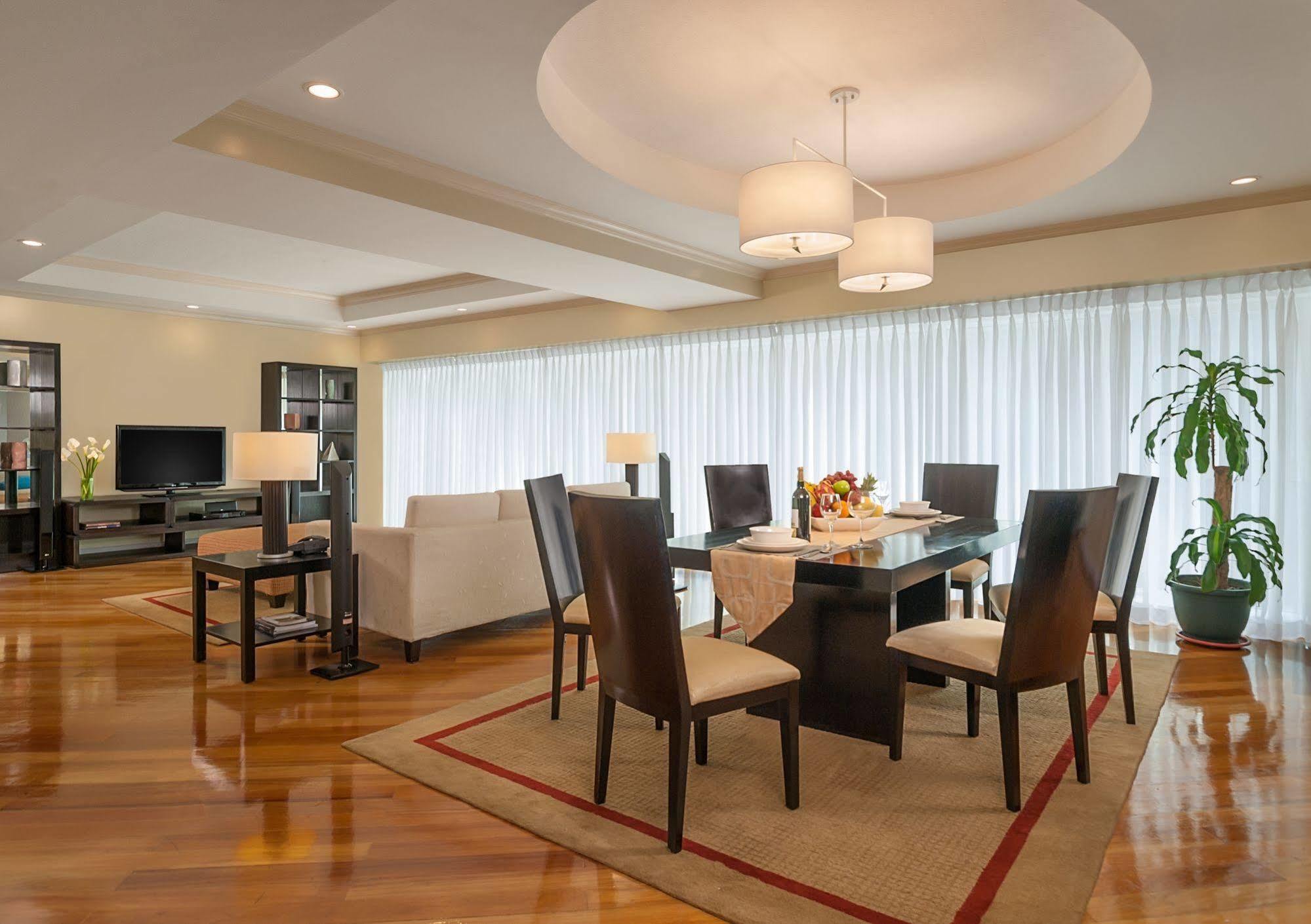 Fraser Place Manila Makati City Dış mekan fotoğraf